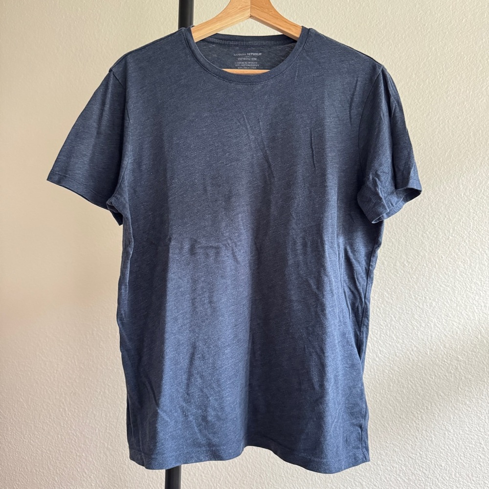 Banana Republic T-Shirt